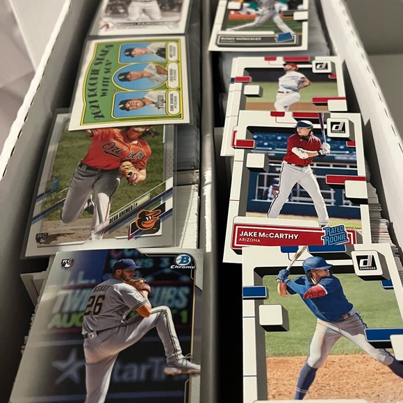 ⚾️ 1,300+ Major League Baseball Sports Trading Cards (B-12) - Picture 3 of 5